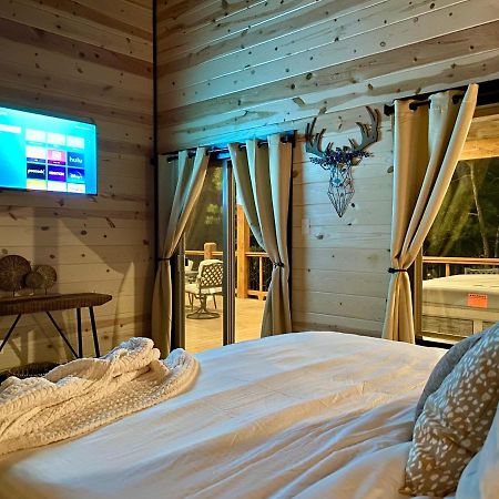 New Luxury Cabin, Hot Tub, Forest Views,Hotel Style Amenities Брокен-Боу Экстерьер фото