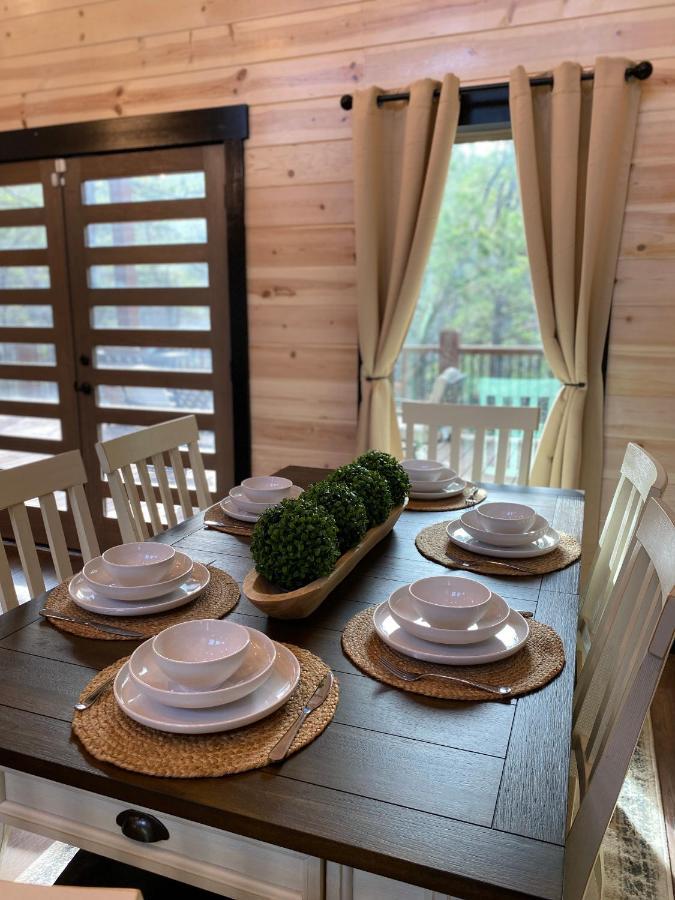 New Luxury Cabin, Hot Tub, Forest Views,Hotel Style Amenities Брокен-Боу Экстерьер фото