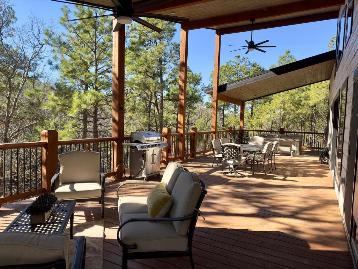 New Luxury Cabin, Hot Tub, Forest Views,Hotel Style Amenities Брокен-Боу Экстерьер фото