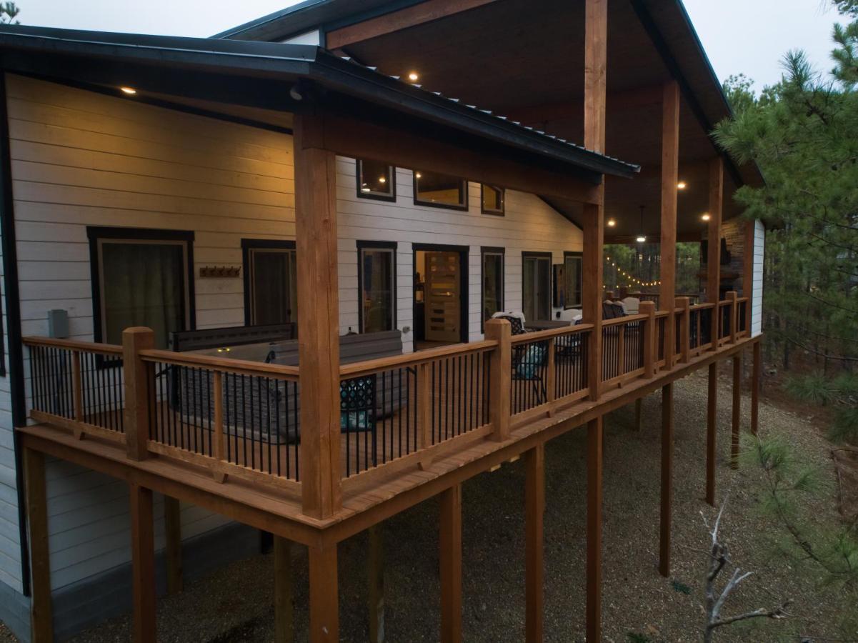 New Luxury Cabin, Hot Tub, Forest Views,Hotel Style Amenities Брокен-Боу Экстерьер фото