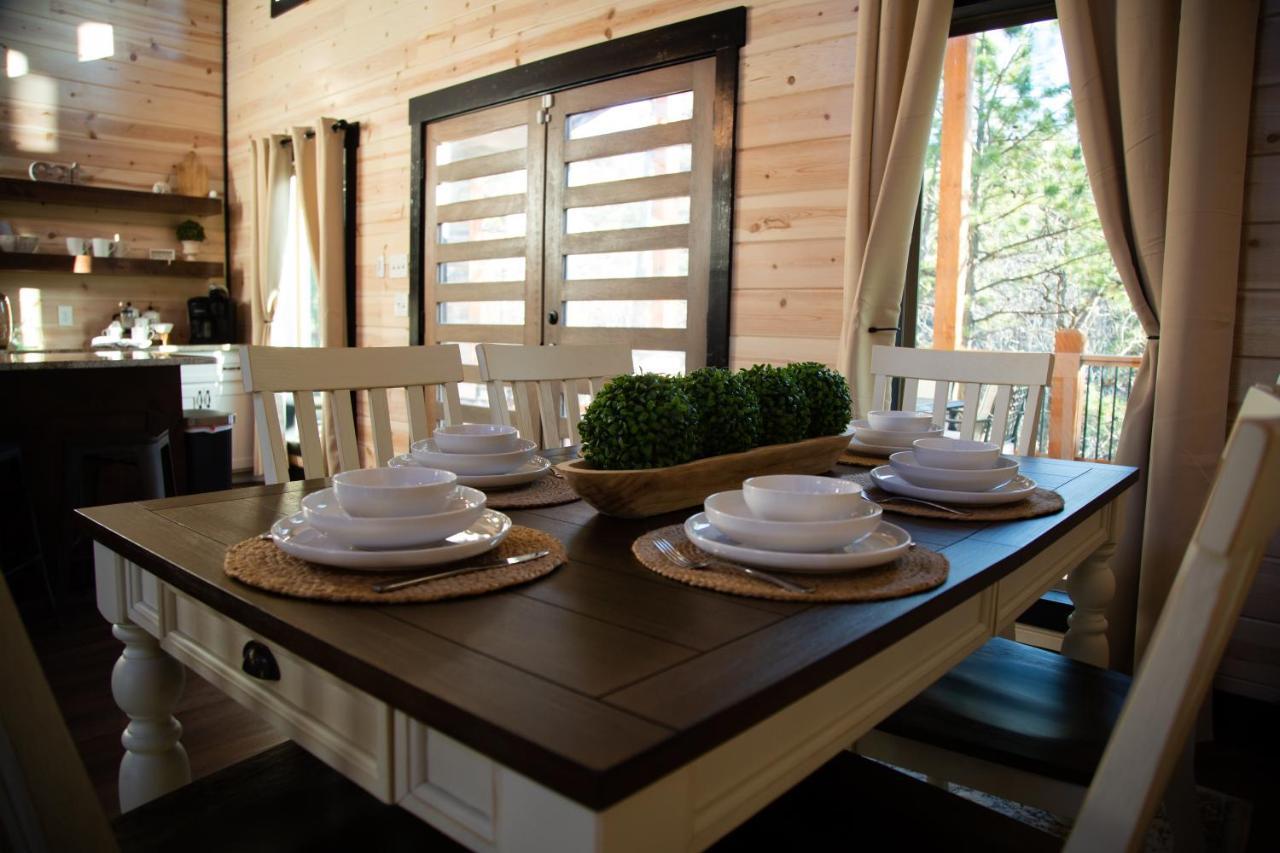 New Luxury Cabin, Hot Tub, Forest Views,Hotel Style Amenities Брокен-Боу Экстерьер фото