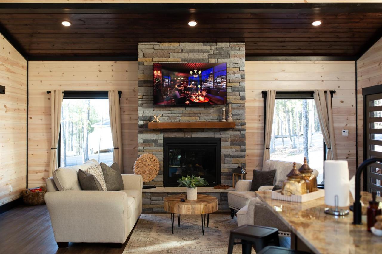 New Luxury Cabin, Hot Tub, Forest Views,Hotel Style Amenities Брокен-Боу Экстерьер фото